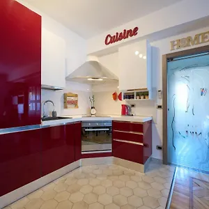  Appartamento Wissam's Red Kitchen Italia